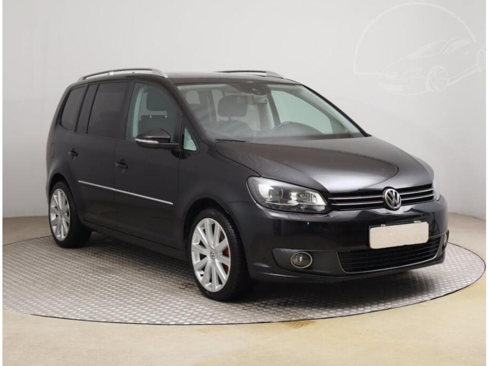 Volkswagen Touran 1.4 TSI, Highline, 7 míst