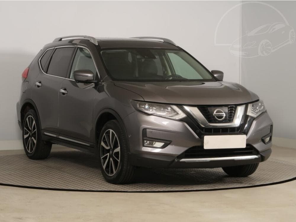Nissan X-Trail 1.6 DIG-T, ČR,1.maj