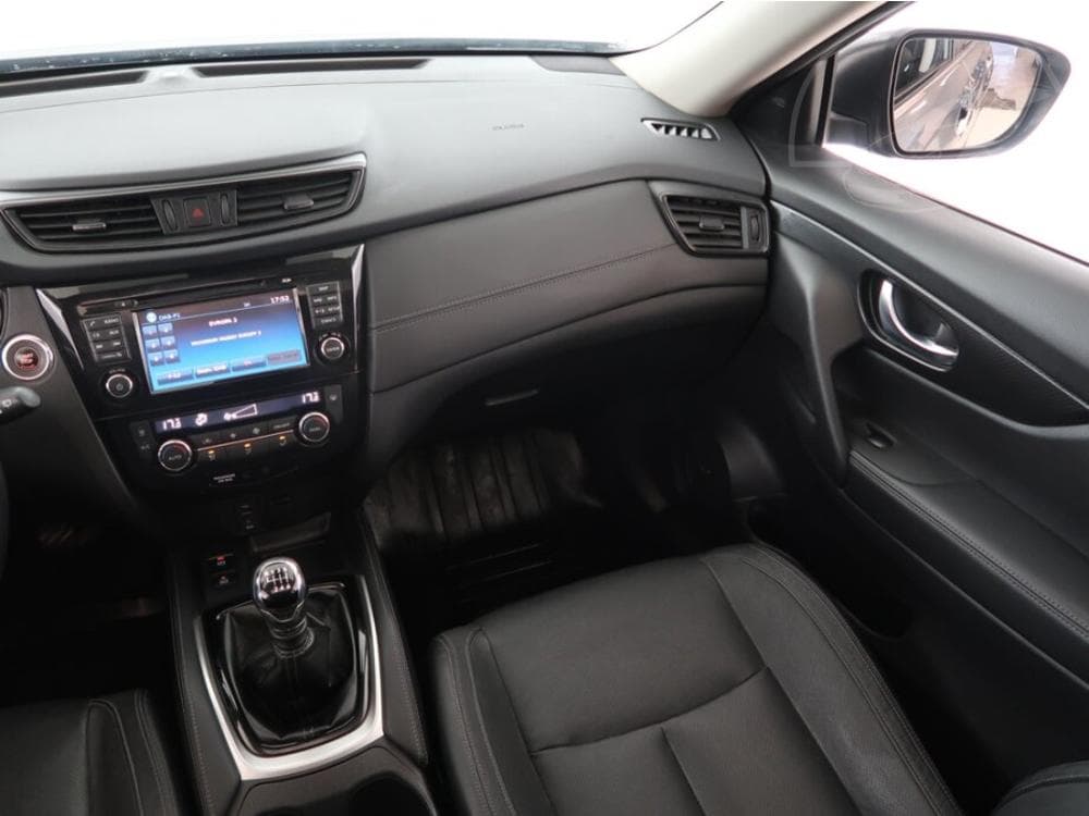 2018 Nissan X-Trail - 8