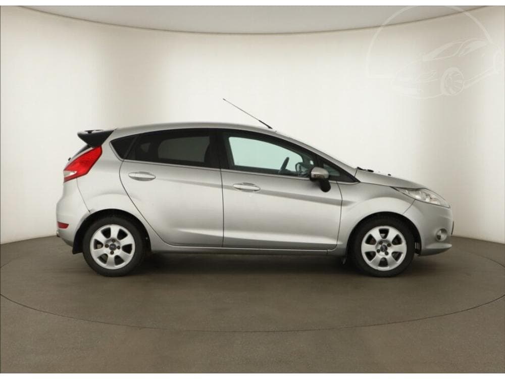 2009 Ford FIESTA - 6