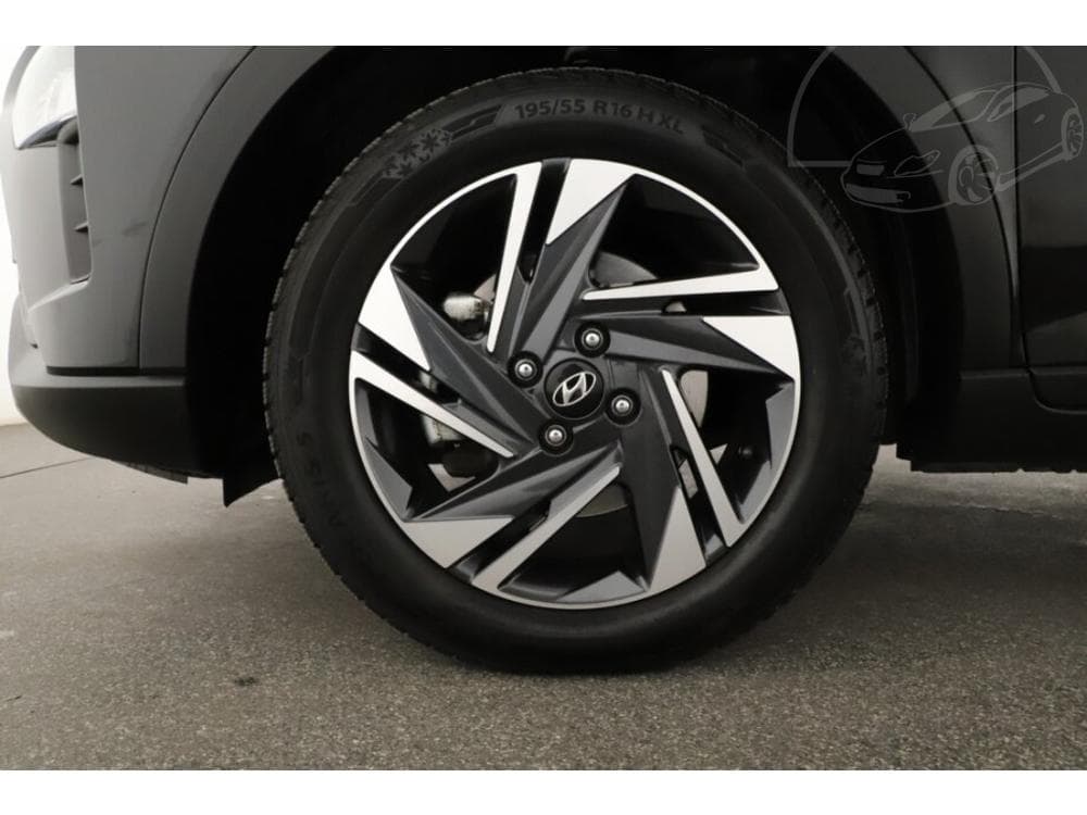 2023 Hyundai Bayon - 12