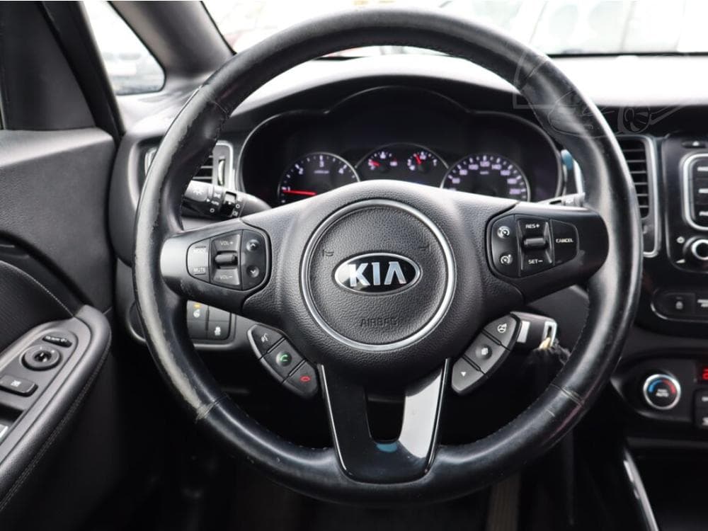 2016 Kia Carens - 15