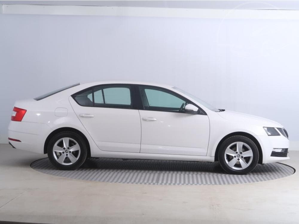 2017 Škoda OCTAVIA - 26