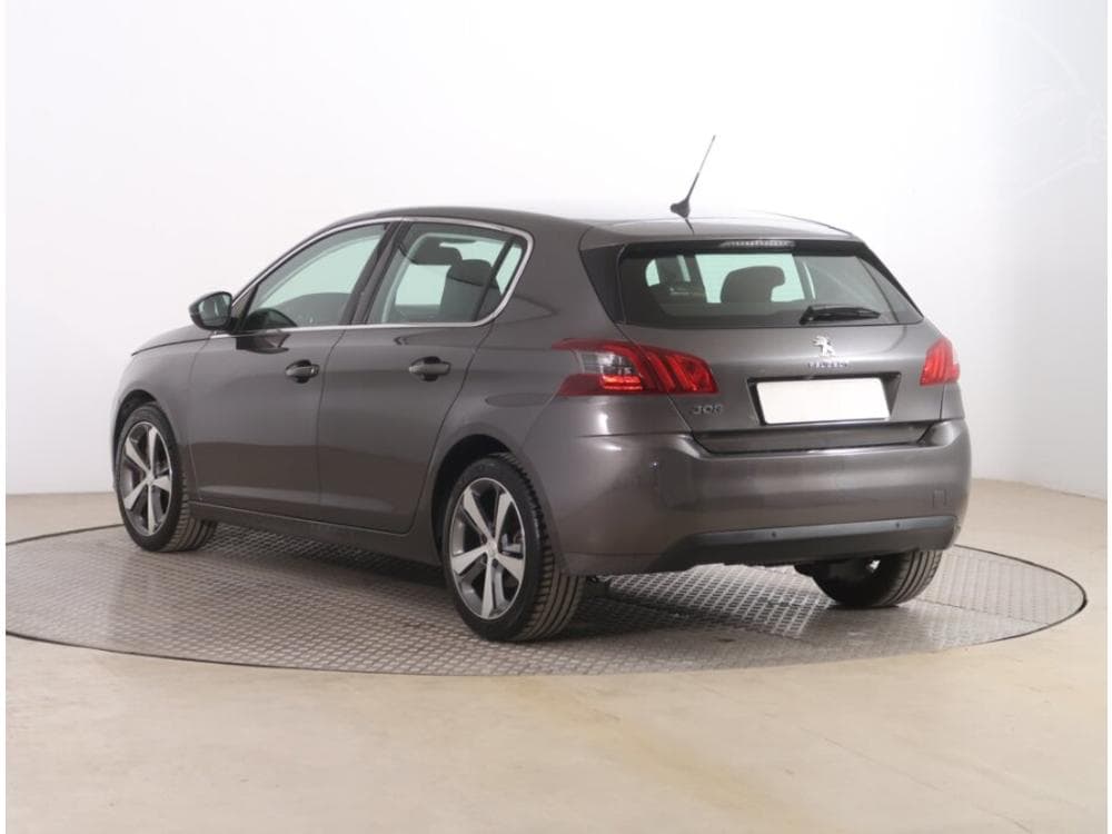 2018 Peugeot 308 - 7