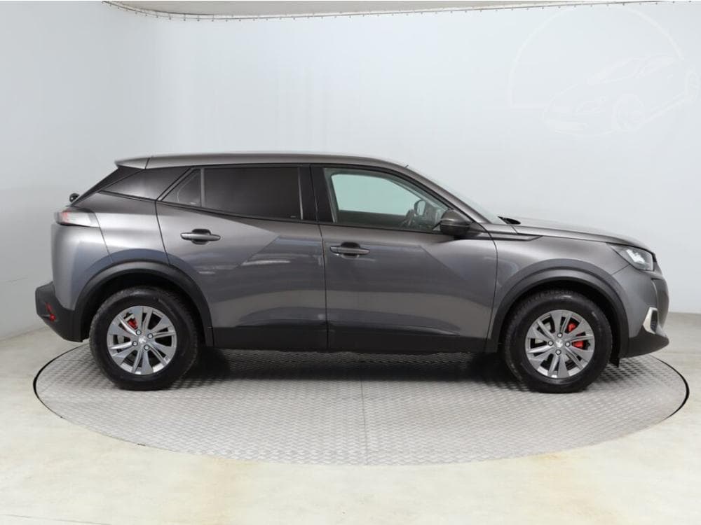 2020 Peugeot 2008 - 6