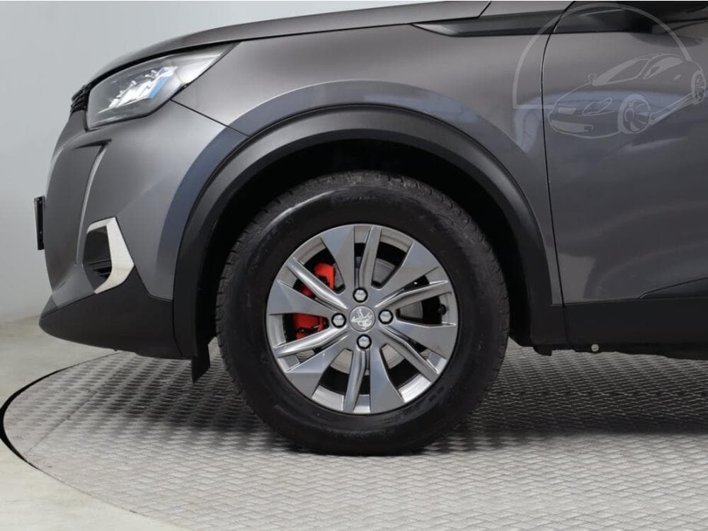 2020 Peugeot 2008 - 12