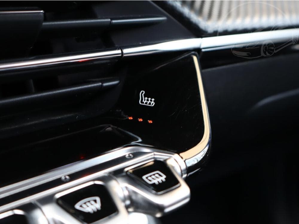 2020 Peugeot 2008 - 15