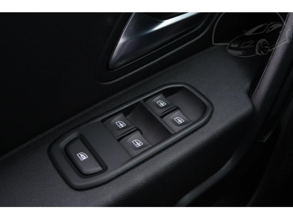 2020 Dacia Duster - 15