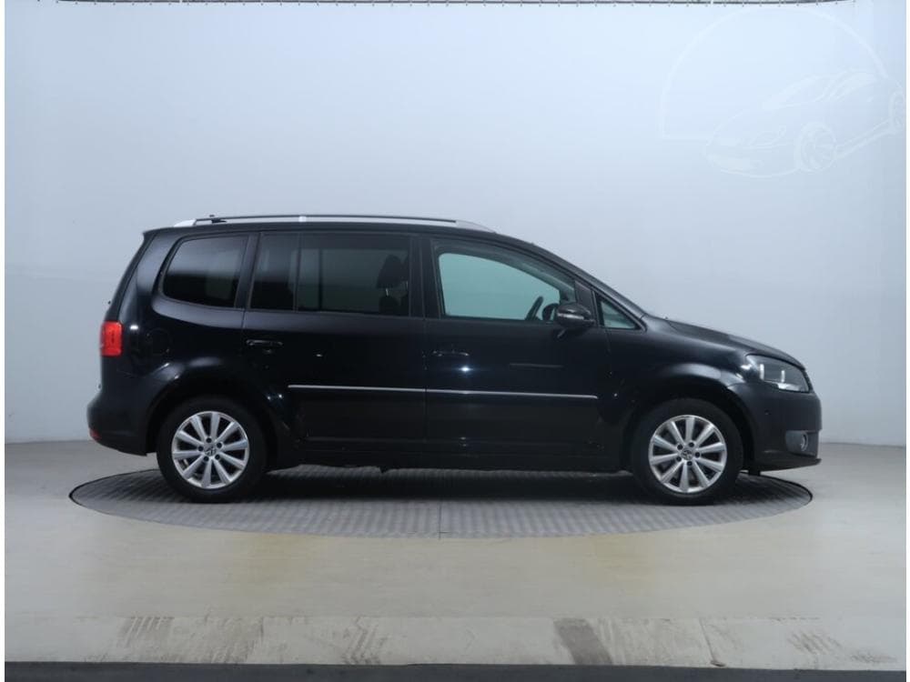 2011 Volkswagen Touran - 6
