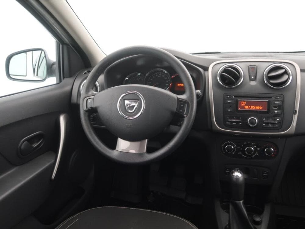 2015 Dacia Logan - 13