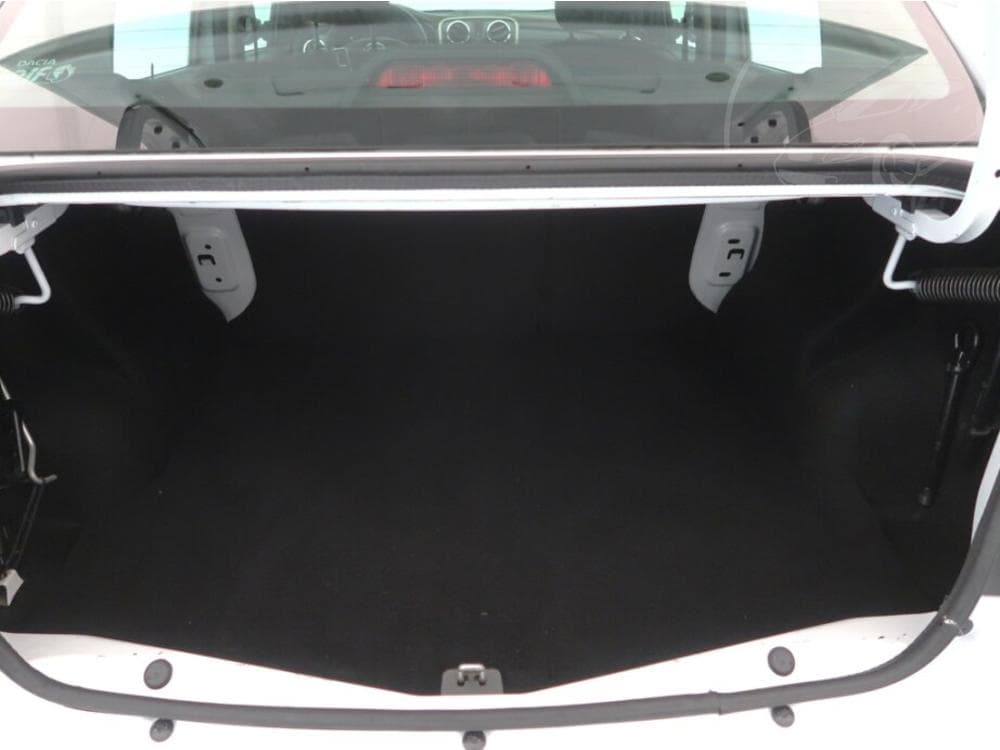 2015 Dacia Logan - 27