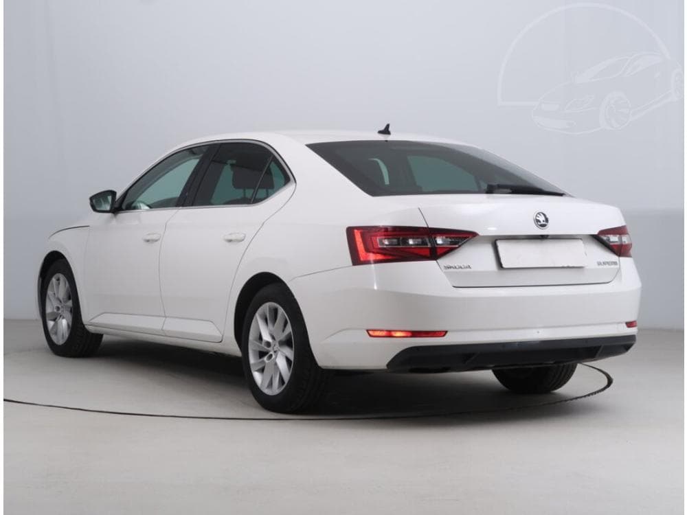 2016 Škoda SUPERB - 4