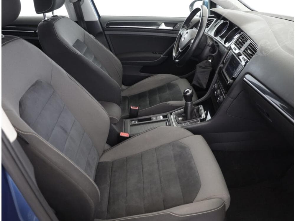 2016 Volkswagen GOLF - 7