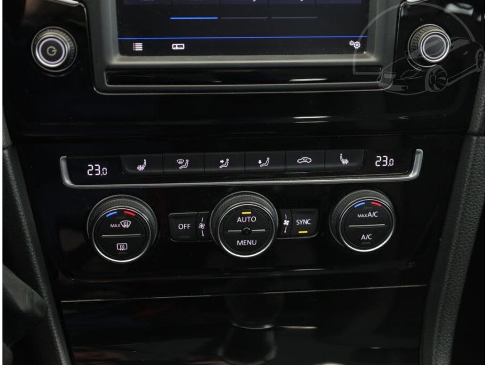 2016 Volkswagen GOLF - 13