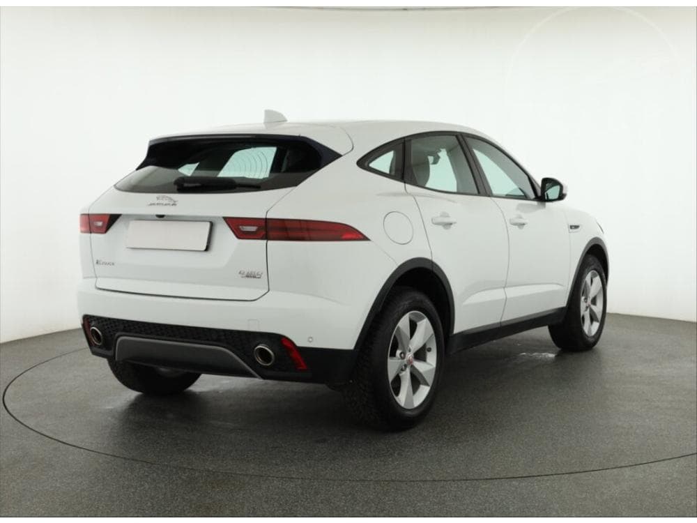 2021 Jaguar E-PACE - 13