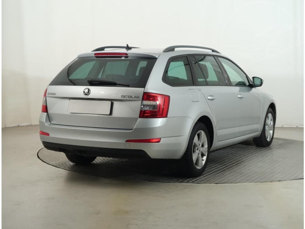 2015 Škoda OCTAVIA - 9