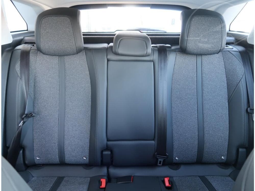 2020 Peugeot 3008 - 10