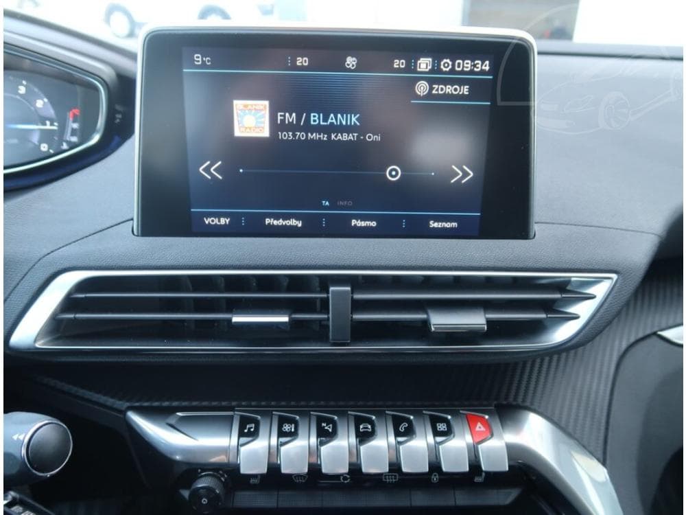 2020 Peugeot 3008 - 12