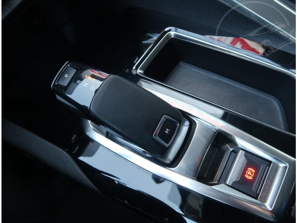 2020 Peugeot 3008 - 13