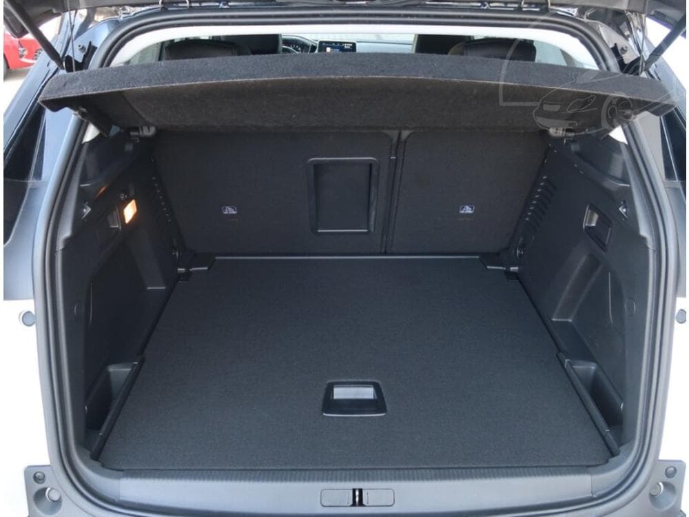 2020 Peugeot 3008 - 14