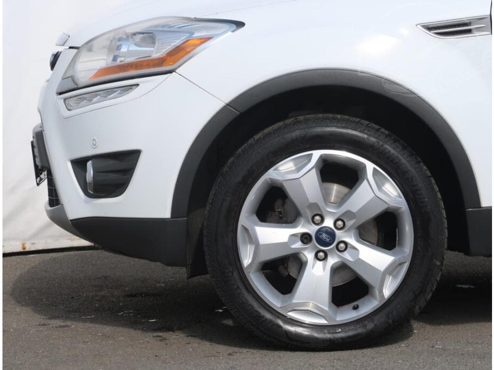 2012 Ford Kuga - 13