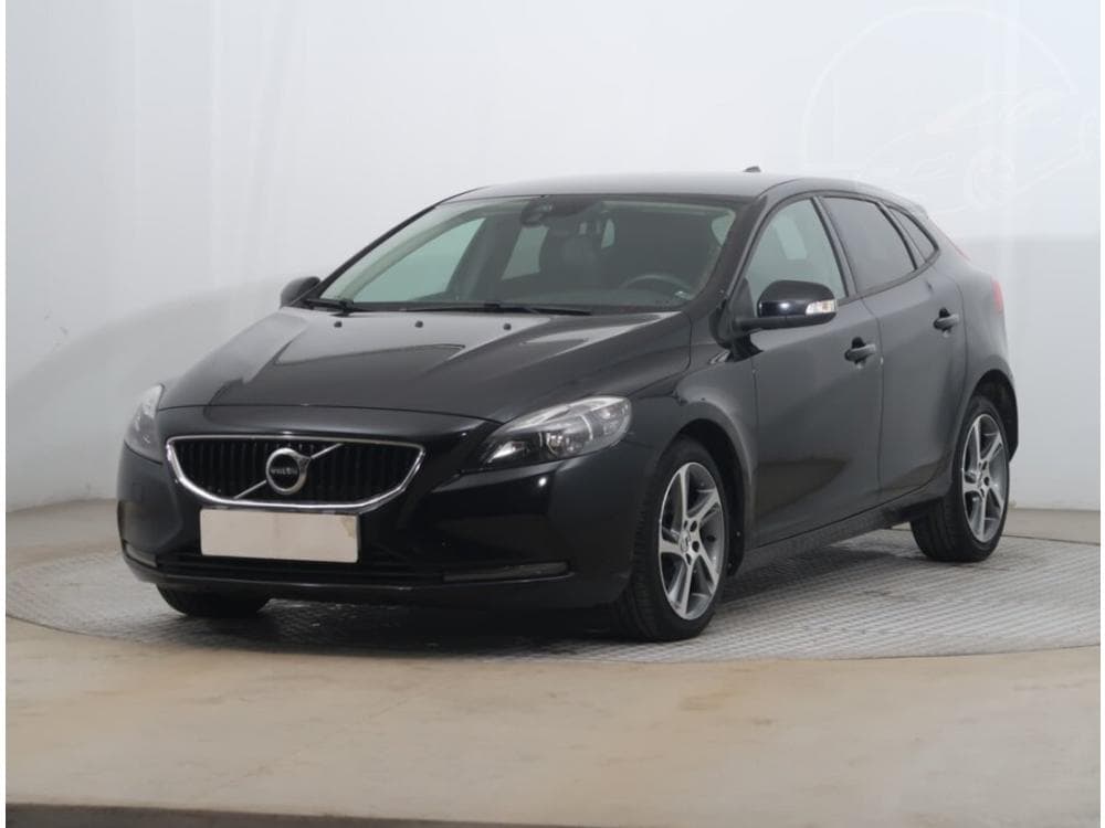 2017 Volvo V40 - 3