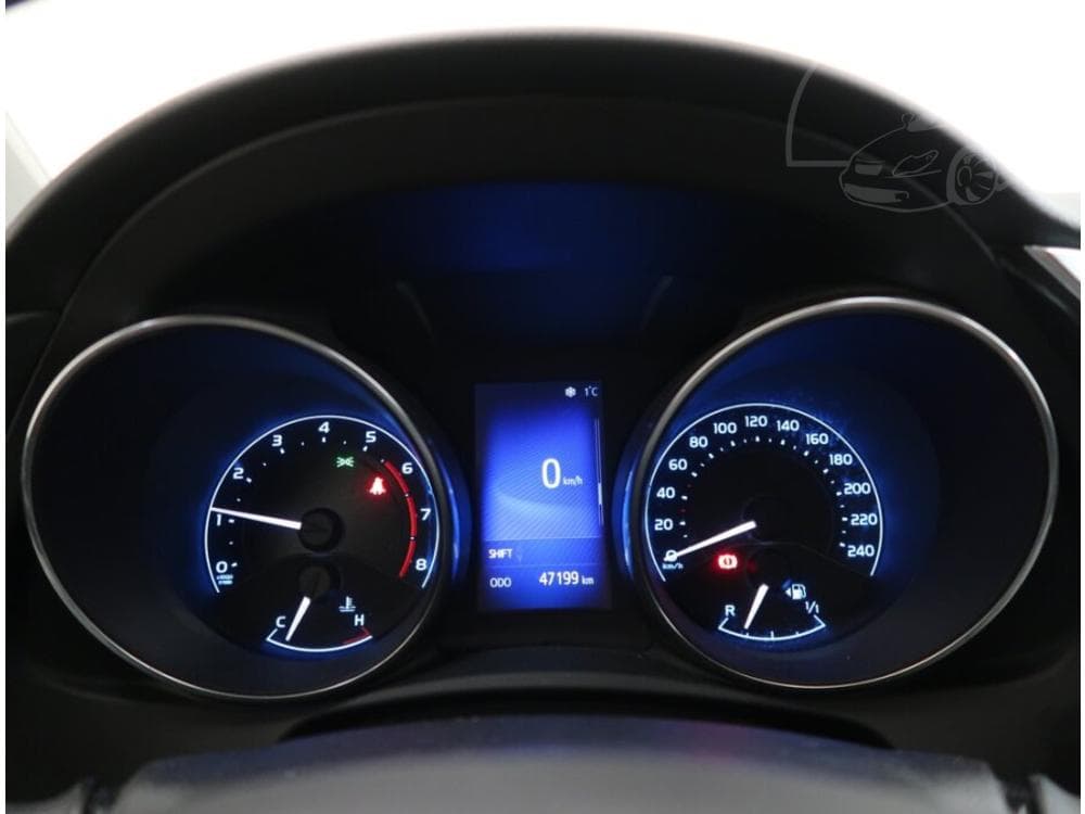 2017 Toyota Auris - 11