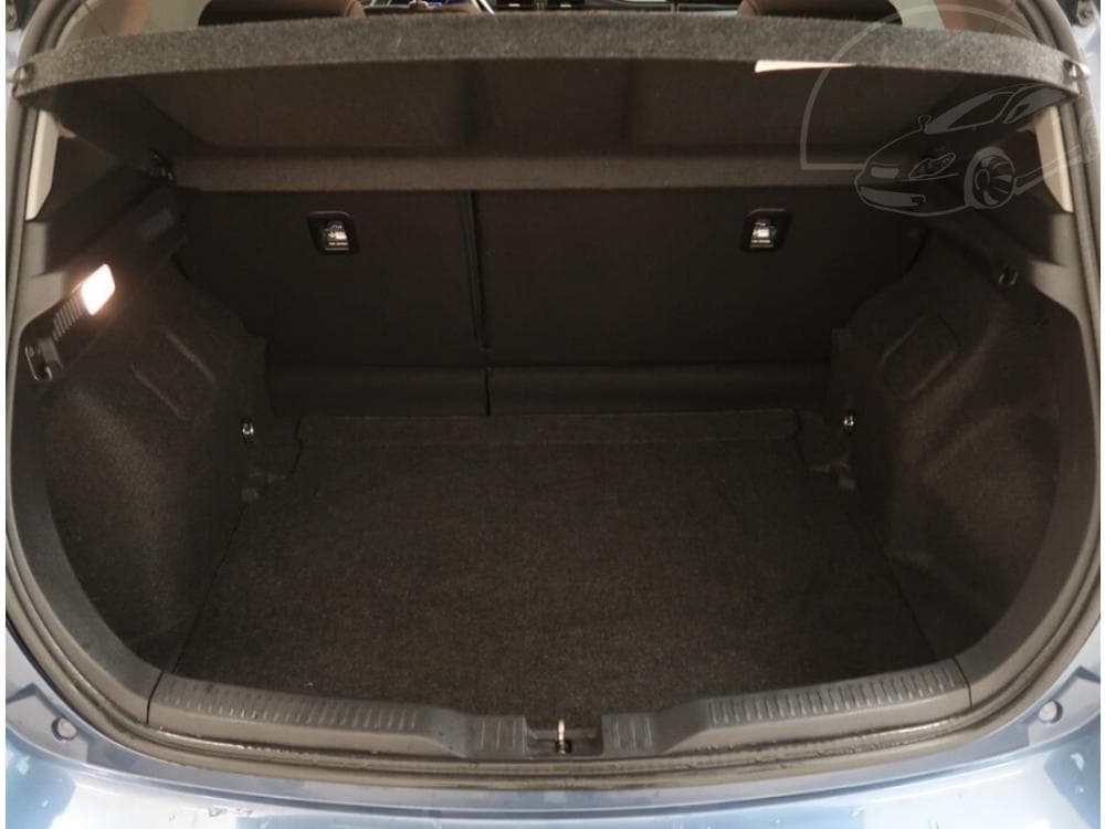 2017 Toyota Auris - 12