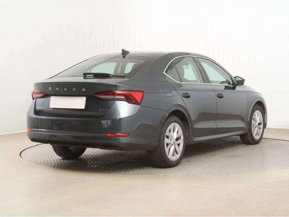 2022 Škoda OCTAVIA - 13