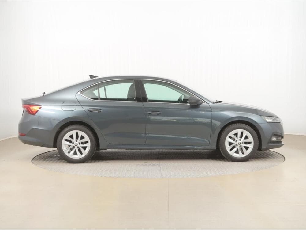 2022 Škoda OCTAVIA - 16