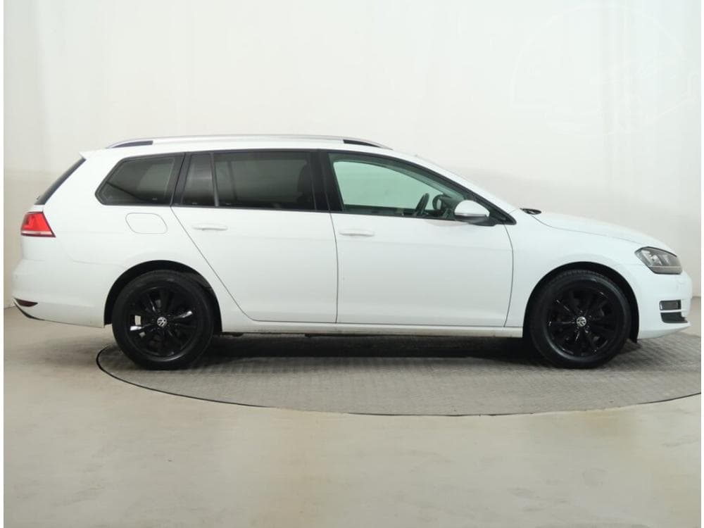 2016 Volkswagen GOLF - 11