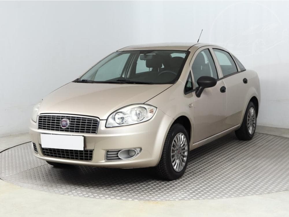 2010 Fiat LINEA - 2