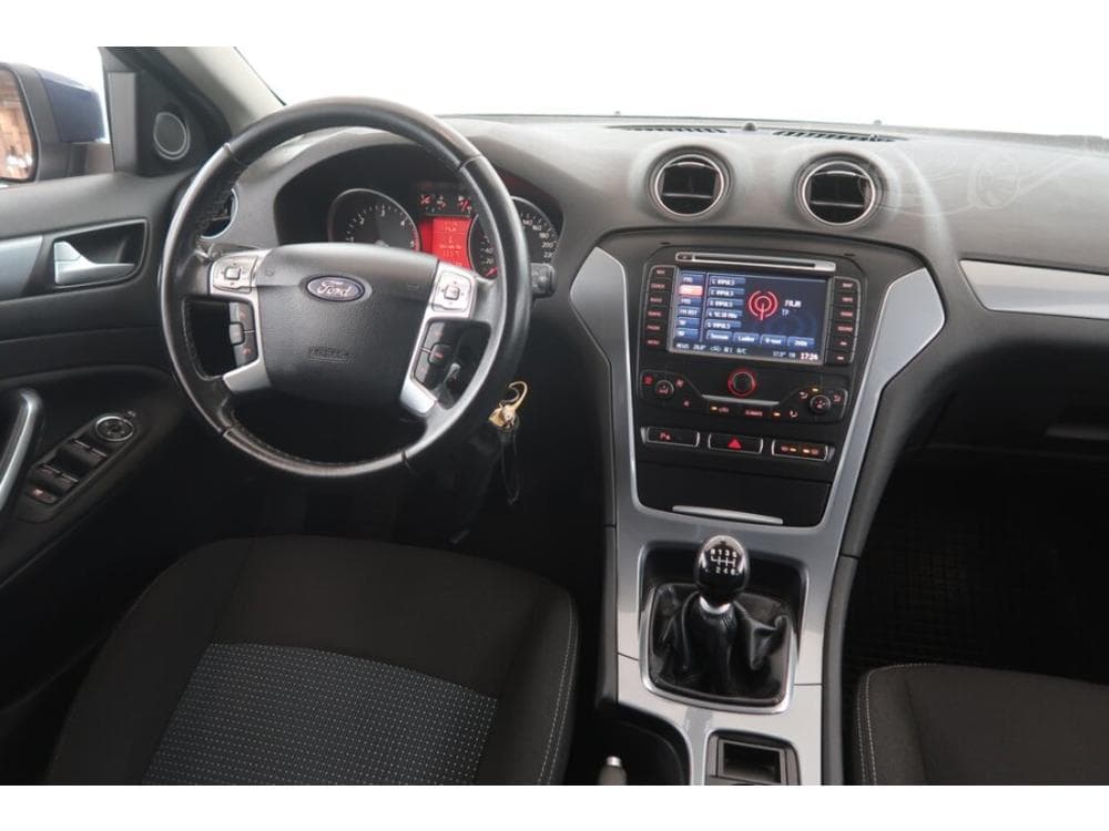 2013 Ford MONDEO - 7