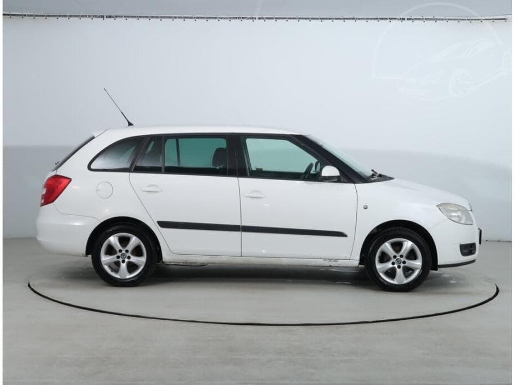 2008 Škoda FABIA - 11