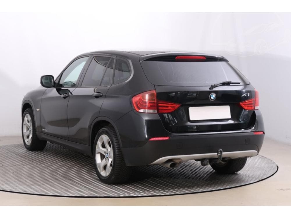 2010 BMW X1 - 4