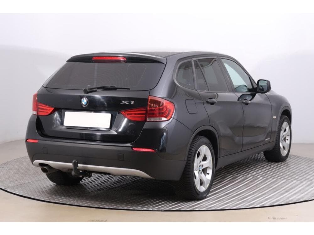 2010 BMW X1 - 5