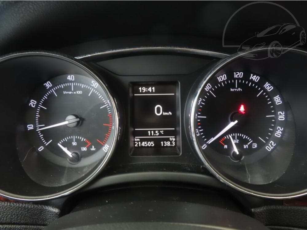 2010 Škoda SUPERB - 11
