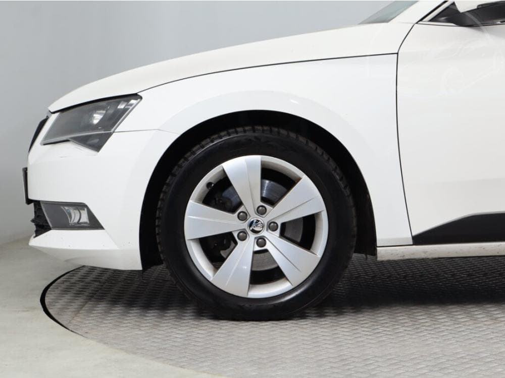 2018 Škoda SUPERB - 21