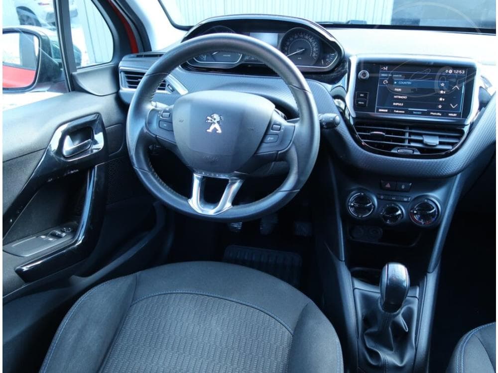 2019 Peugeot 208 - 6