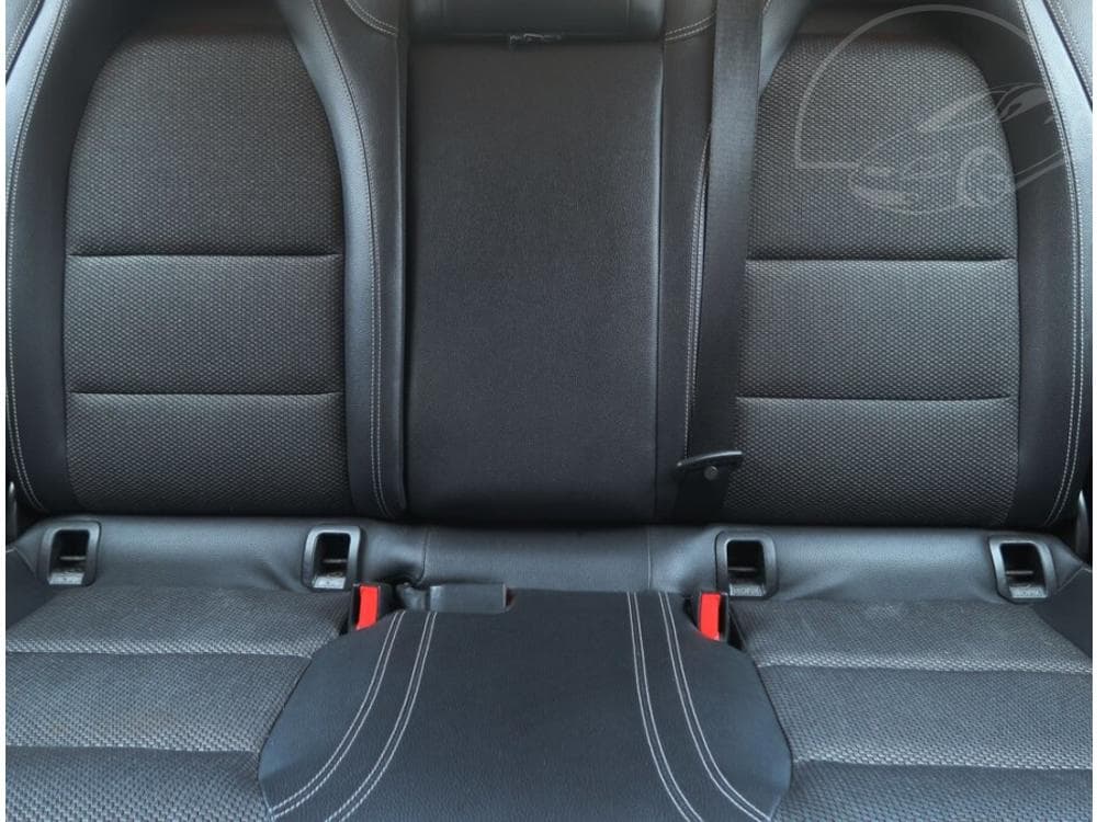 2015 Mercedes-Benz Cla - 10