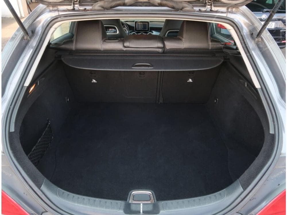 2015 Mercedes-Benz Cla - 14