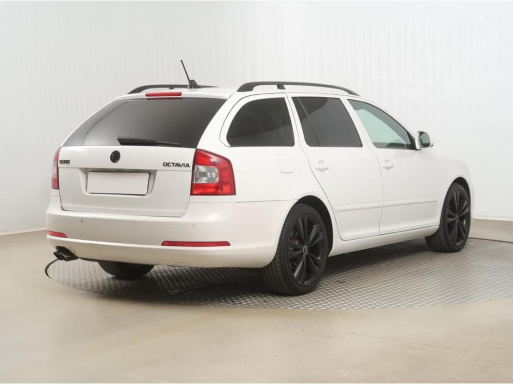 2011 Škoda OCTAVIA - 5