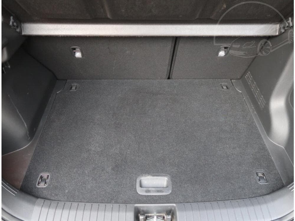 2022 Hyundai Kona - 12