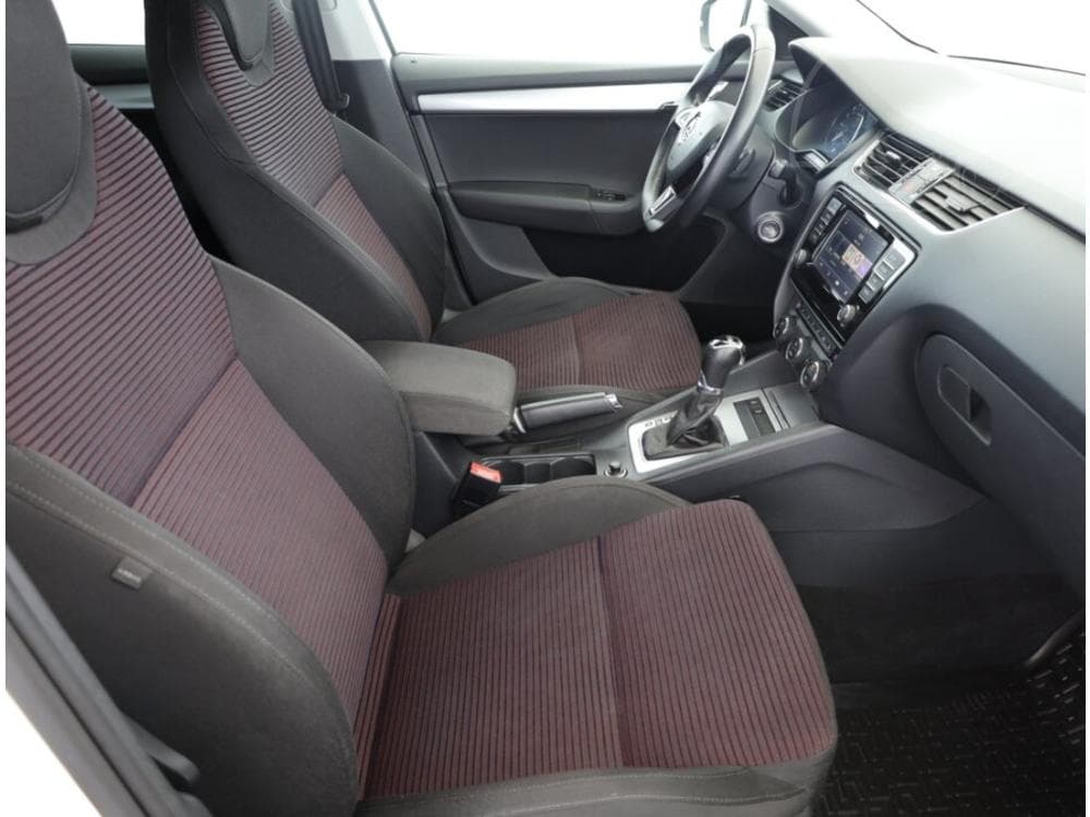 2016 Škoda OCTAVIA - 13