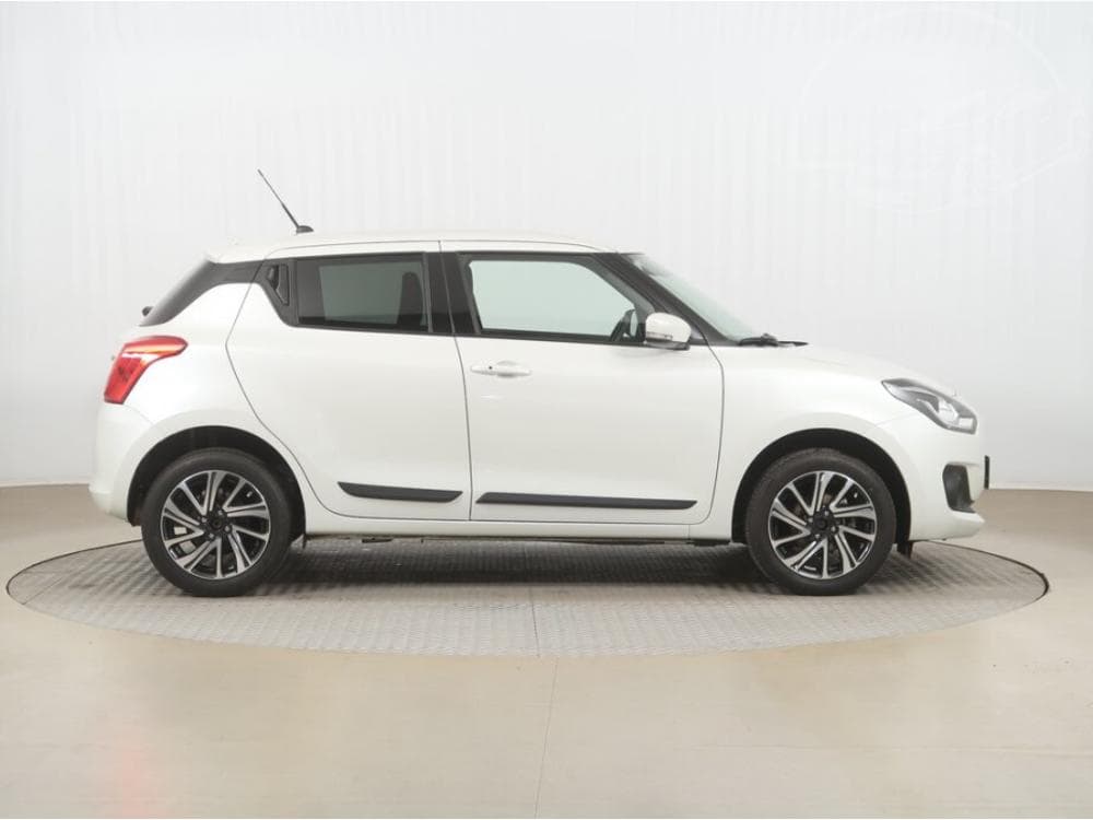 2022 Suzuki Swift - 6