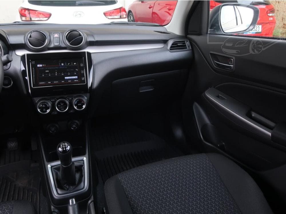 2022 Suzuki Swift - 8