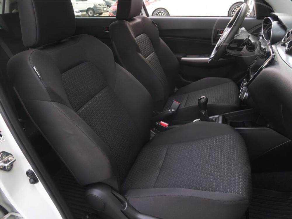 2022 Suzuki Swift - 9