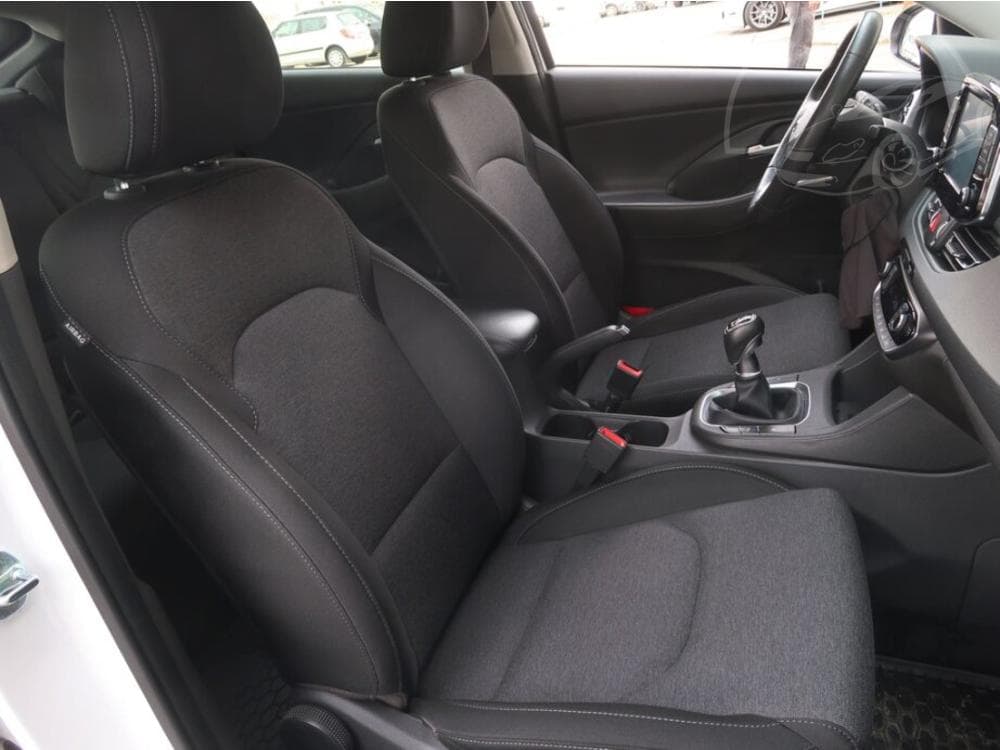 2023 Hyundai i30 - 25