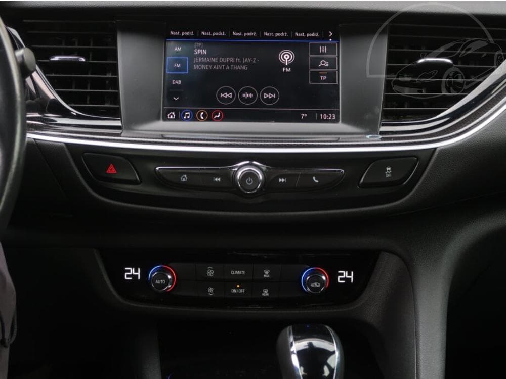 2021 Opel INSIGNIA - 34