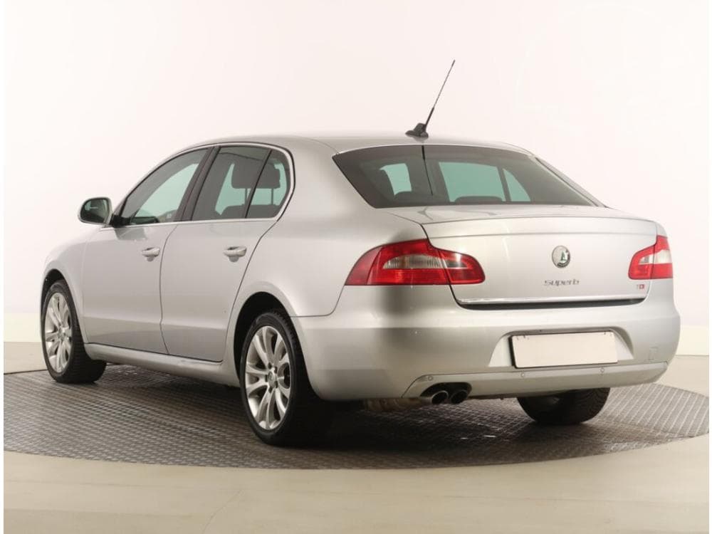 2008 Škoda SUPERB - 4